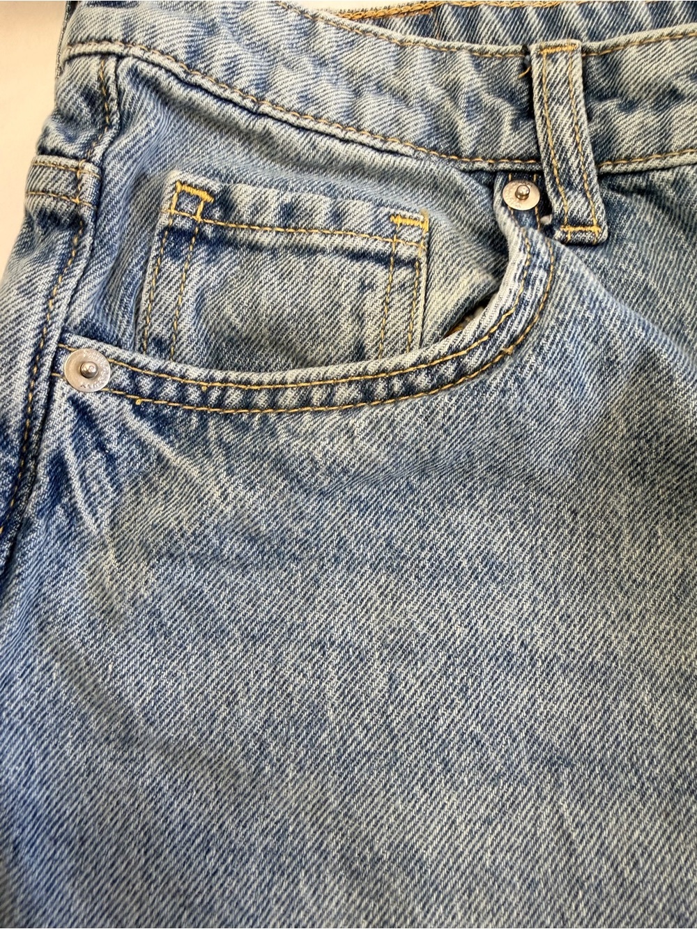 H&M Divided Light Wash Wide Leg Baggy Jeans Size 6 - Picture 5 of 10